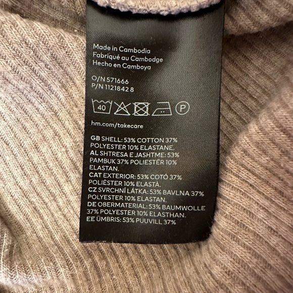 Mama H&M size M sweater - Picture 5 of 6